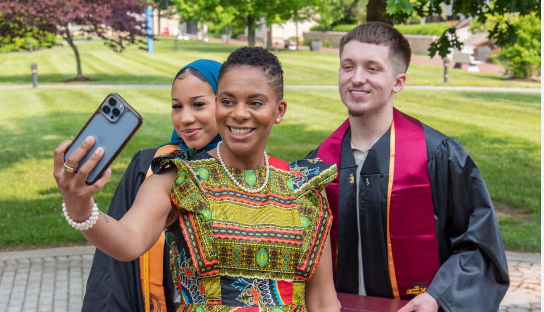 Dr Willis Students Graduation