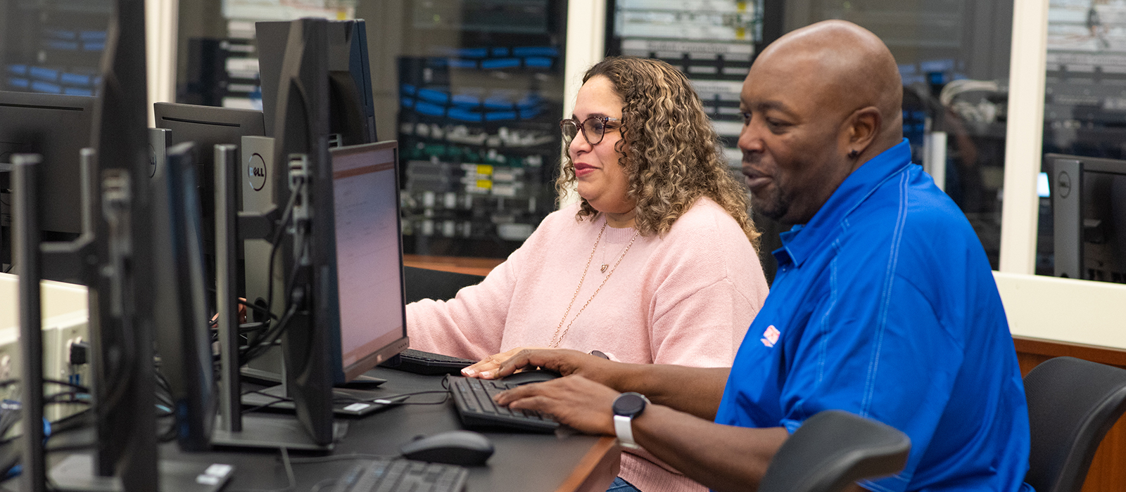 Two cybersecurity students