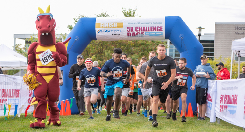 HCC 5k with Duncan the Dragon