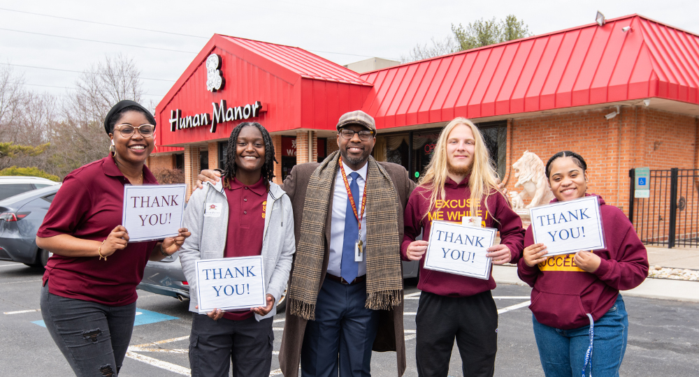 Silas Craft Students at the Hunan Manor fundraiser