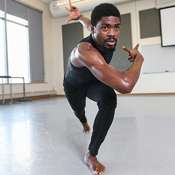 Adjetey Klufio - African Dance