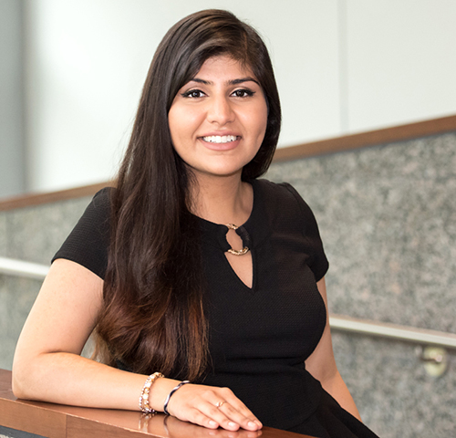 a profile picture of sarah